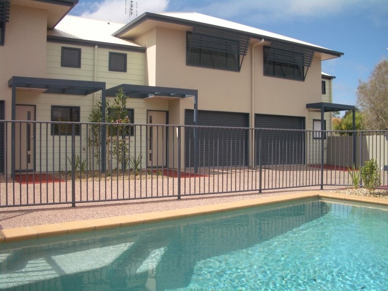 2/39 Dalton Drive, Maroochydore QLD 4558