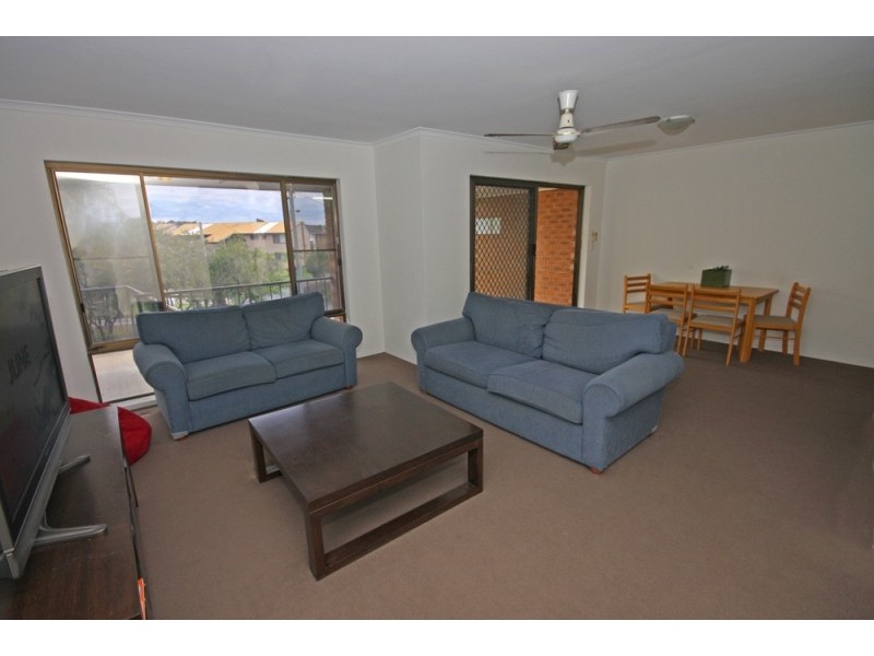 Unit 5/17 Akeringa Place, Mooloolaba QLD 4557