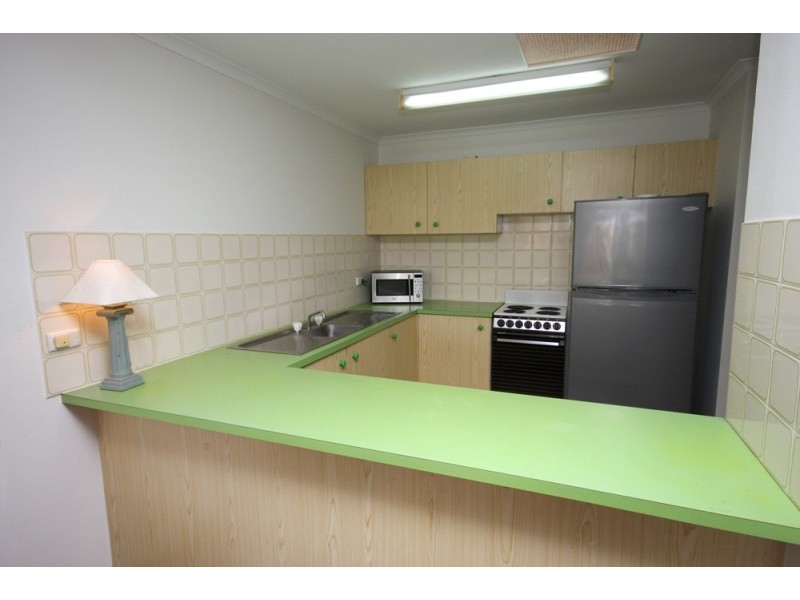 Unit 5/17 Akeringa Place, Mooloolaba QLD 4557