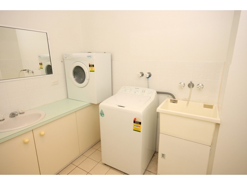 Unit 5/17 Akeringa Place, Mooloolaba QLD 4557