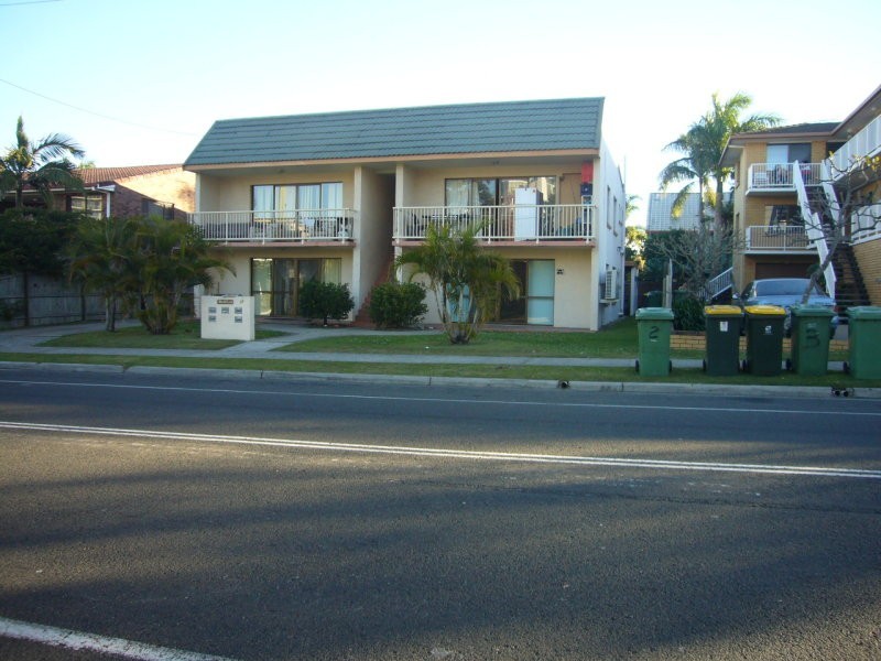 2/25 Walan Street, Mooloolaba QLD 4557