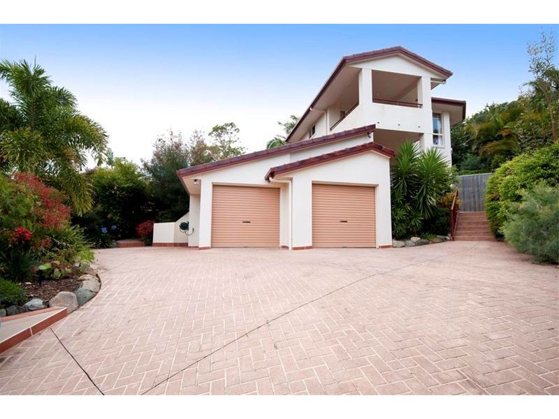 12 Hilltop Crescent, Maroochydore QLD 4558
