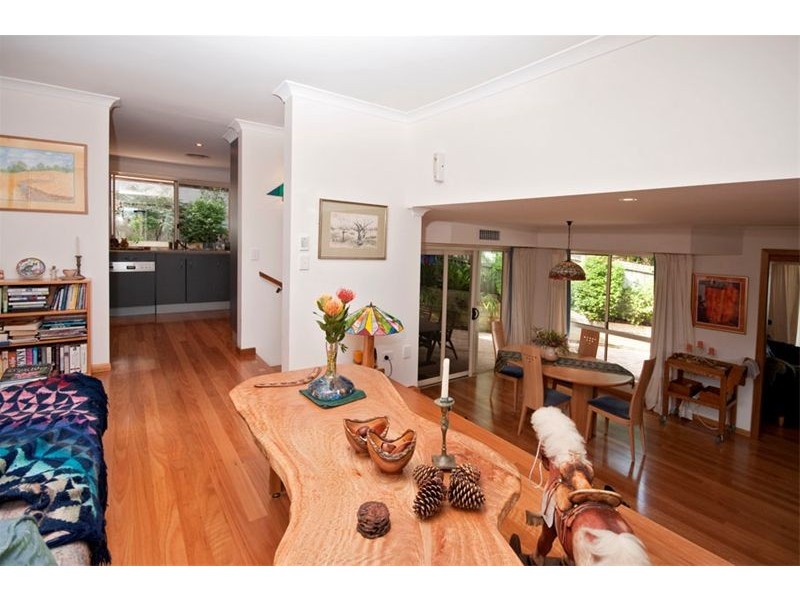 12 Hilltop Crescent, Maroochydore QLD 4558