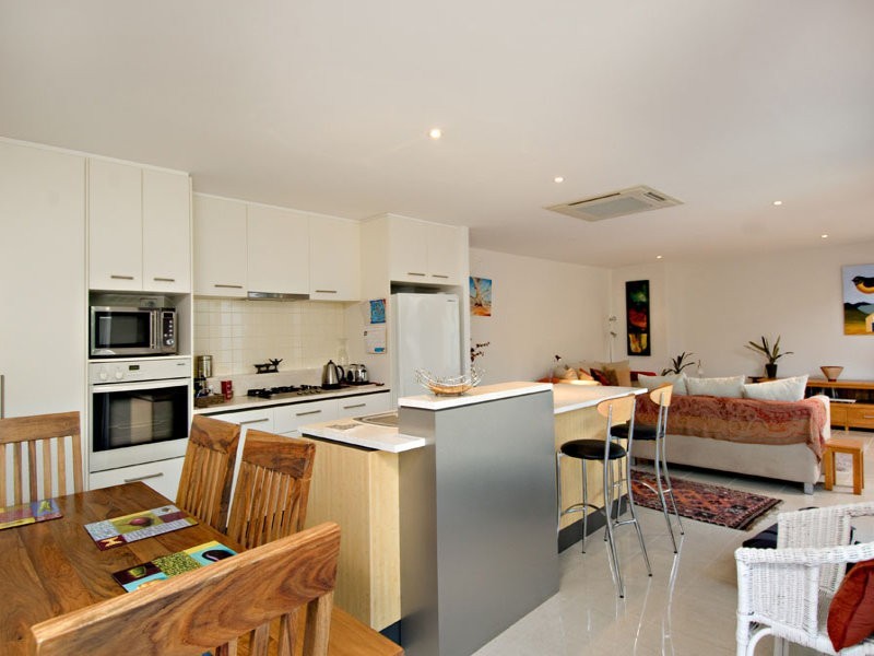 35A Oceanview Drive, Mooloolaba QLD 4557