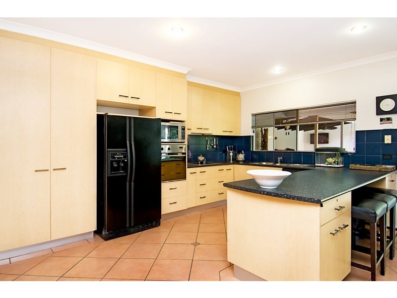 24 Yoomba Crescent, Alexandra Headland QLD 4572