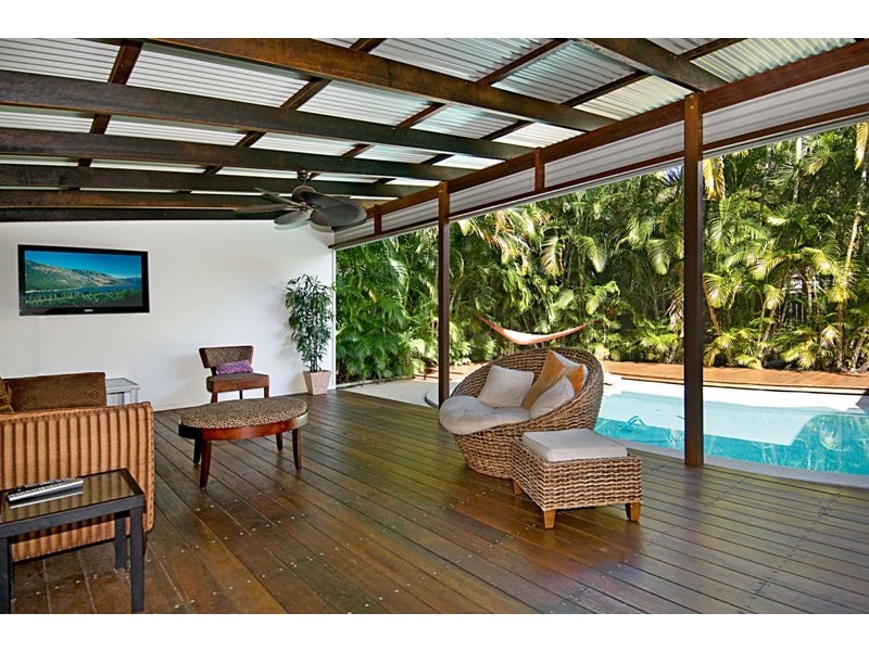 24 Yoomba Crescent, Alexandra Headland QLD 4572