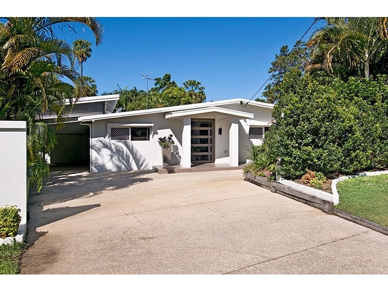 24 Yoomba Crescent, Alexandra Headland QLD 4572