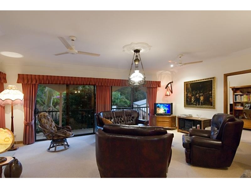 1 Main Creek Road, Tanawha QLD 4556