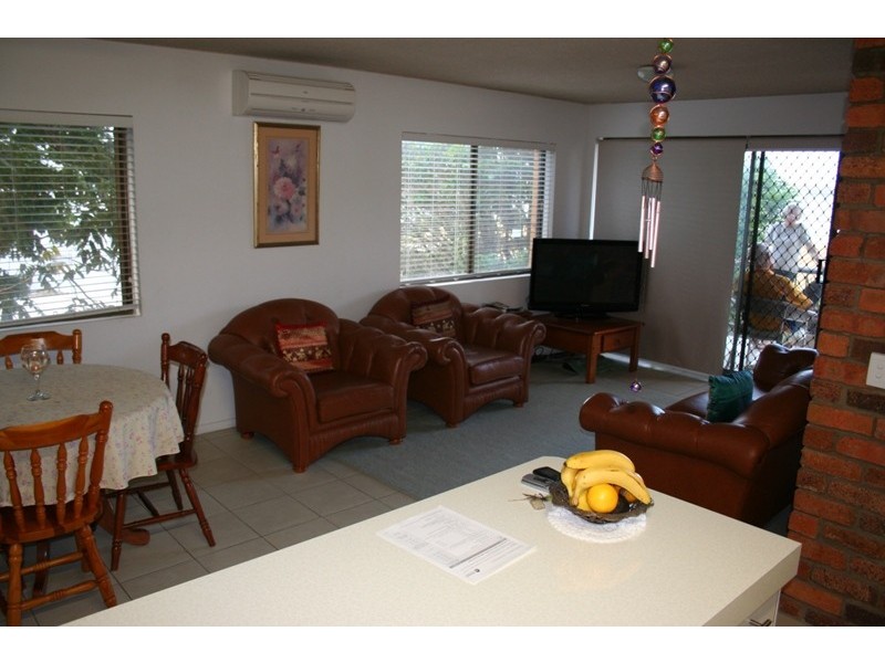 Unit 3 Balmoral 18 William Street, Alexandra Headland QLD 4572