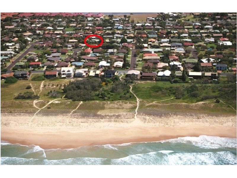 37 Saleng Crescent, Warana QLD 4575