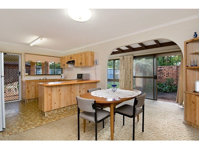 140 Goonawarra Drive, Mooloolaba QLD 4557