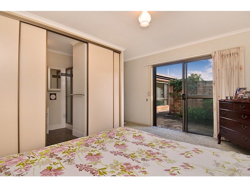 140 Goonawarra Drive, Mooloolaba QLD 4557