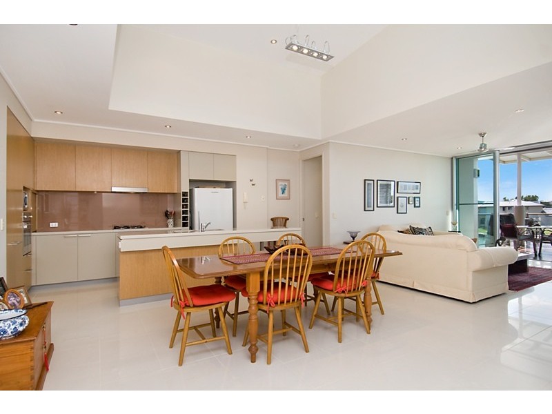 8/20 Anchorage Circuit, Twin Waters QLD 4564