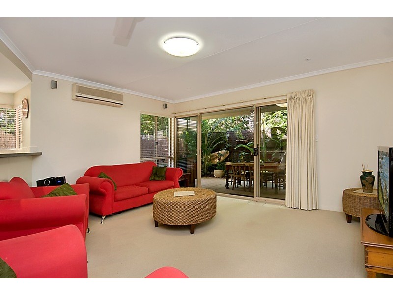 Unit 5 / 5 Tranquil Place, Alexandra Headland QLD 4572