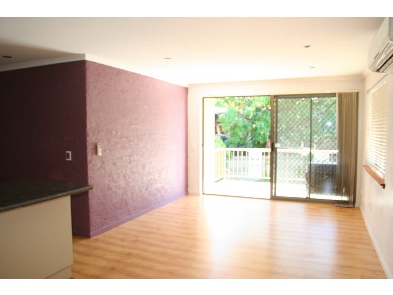 2/18 William Street, Alexandra Headland QLD 4572