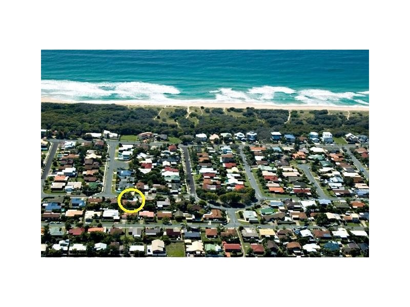 10 Mulgani Street, Warana QLD 4575