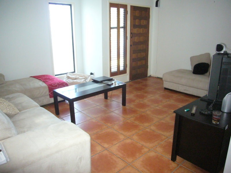 4 Koolinda Street, Warana QLD 4575