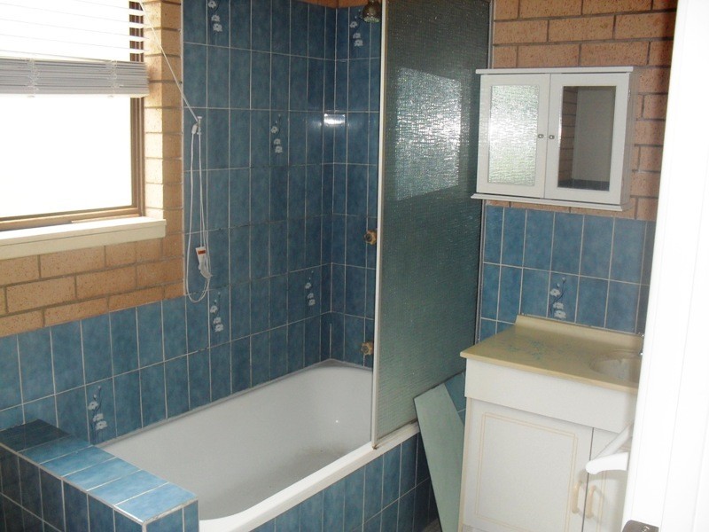 2/14 Kalinda Avenue, Mooloolaba QLD 4557