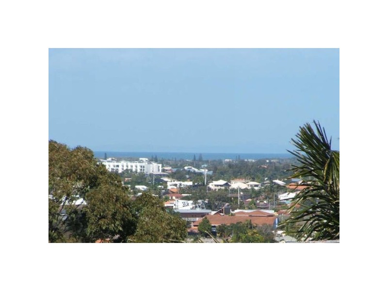 2/14 Kalinda Avenue, Mooloolaba QLD 4557