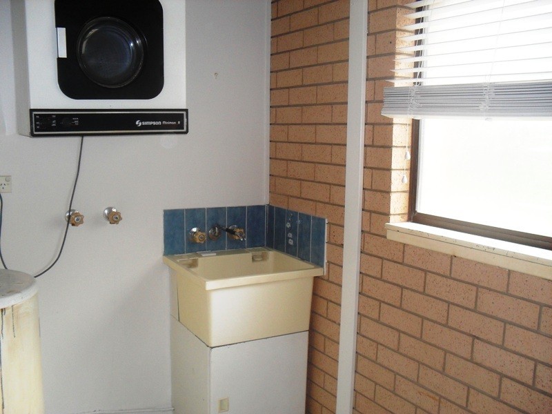 2/14 Kalinda Avenue, Mooloolaba QLD 4557