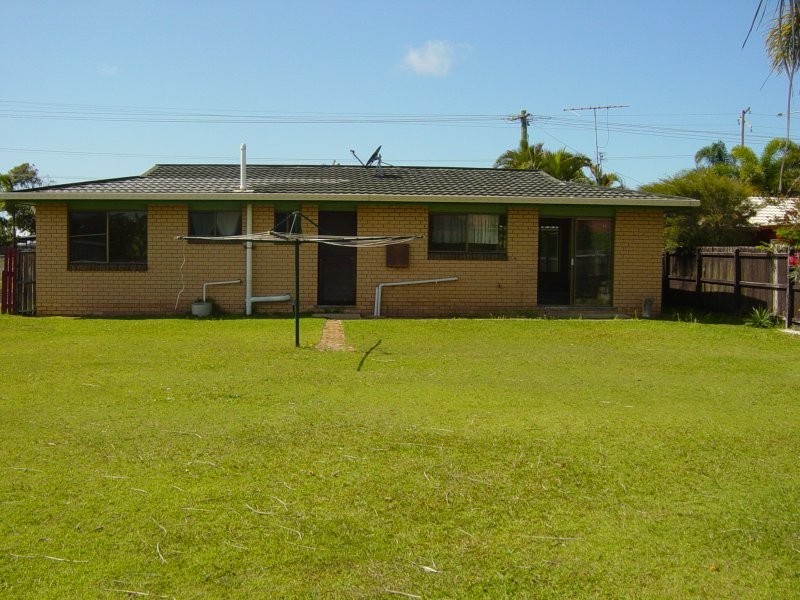 104 Nicklin Way, Warana QLD 4575