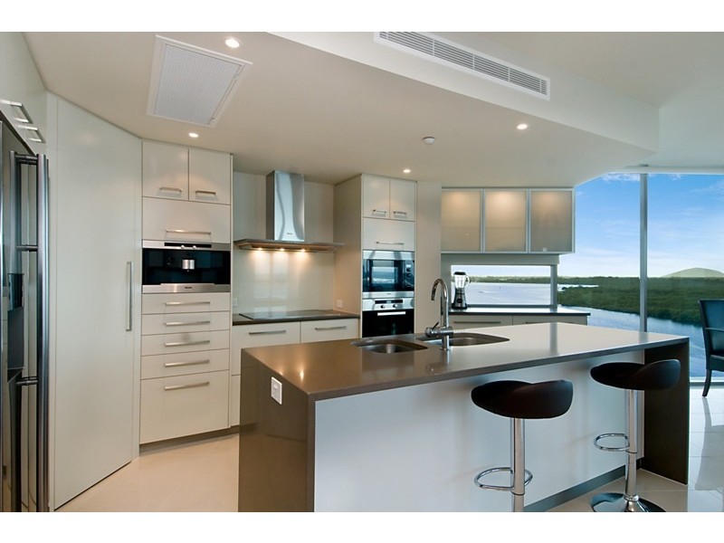 Unit 901 42 Duporth Avenue, Maroochydore QLD 4558