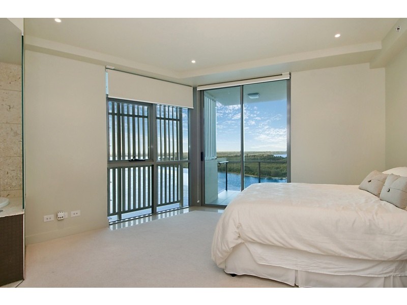 Unit 901 42 Duporth Avenue, Maroochydore QLD 4558