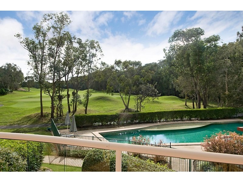 Unit 13 179 Ocean Drive, Twin Waters QLD 4564