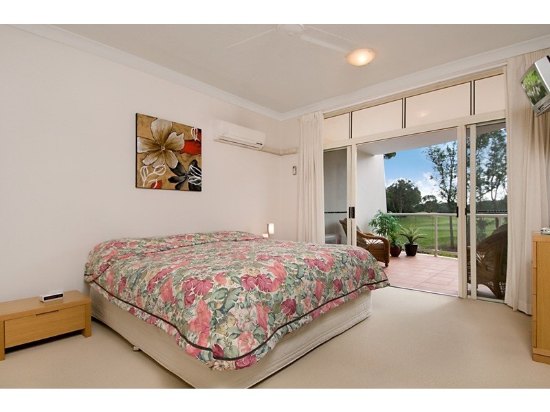 Unit 13 179 Ocean Drive, Twin Waters QLD 4564