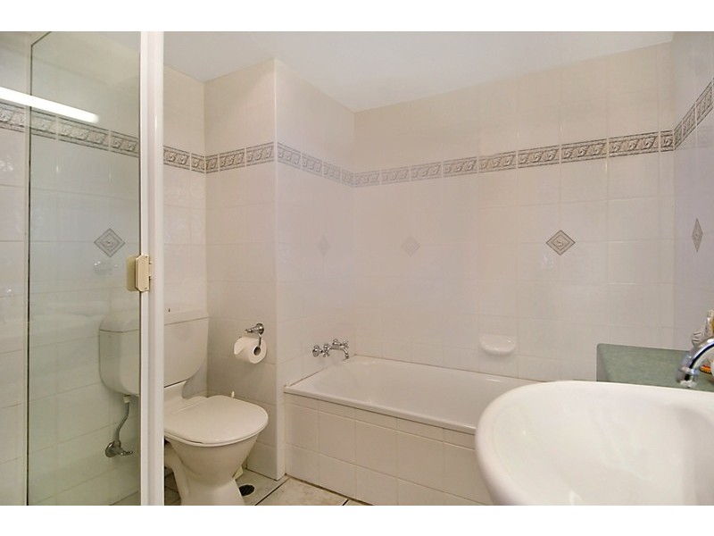 Unit 37 143 Mooloolaba Esplanade, Mooloolaba QLD 4557