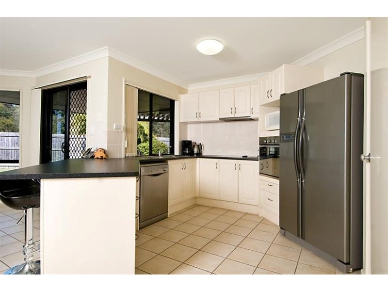 52 Oak Grove Way, Sippy Downs QLD 4556