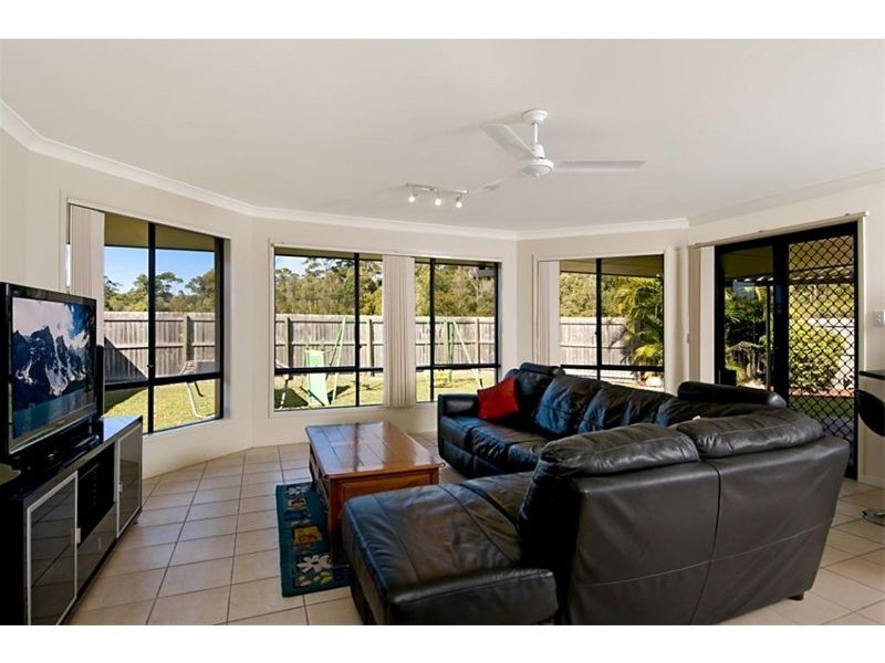 52 Oak Grove Way, Sippy Downs QLD 4556