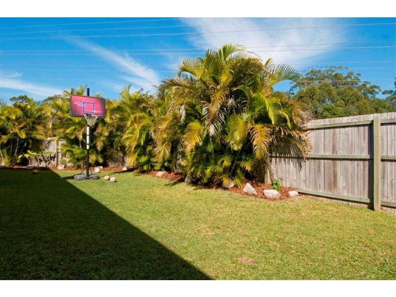 52 Oak Grove Way, Sippy Downs QLD 4556