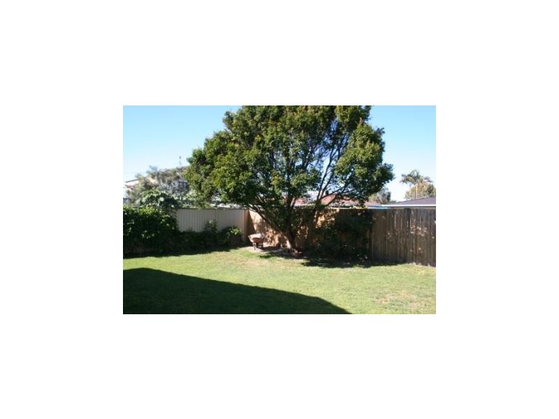 27 Karumba St, Warana QLD 4575