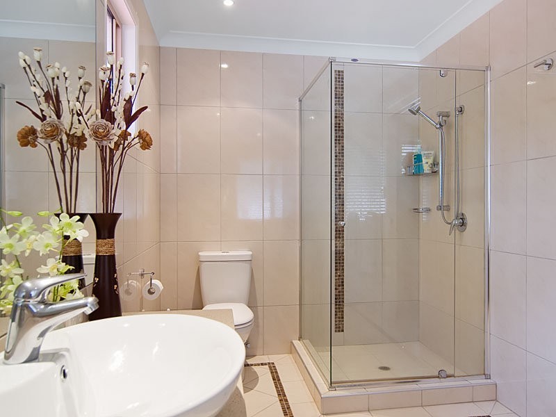 65 Oloway Crescent, Alexandra Headland QLD 4572