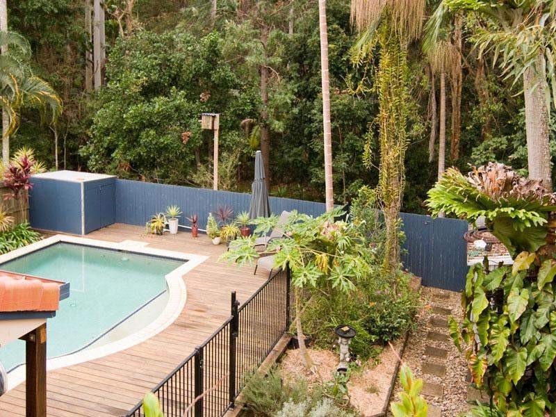 65 Oloway Crescent, Alexandra Headland QLD 4572