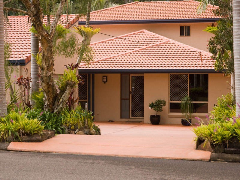 65 Oloway Crescent, Alexandra Headland QLD 4572