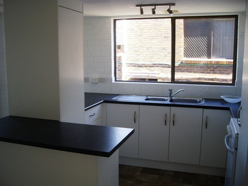 2/87 Buderim Avenue, Mooloolaba QLD 4557