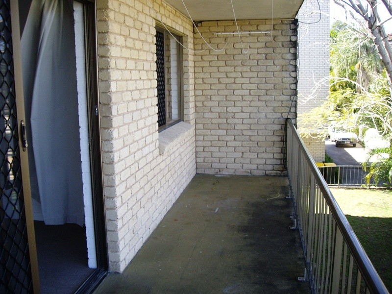 2/87 Buderim Avenue, Mooloolaba QLD 4557