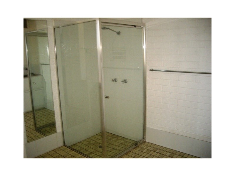 2/87 Buderim Avenue, Mooloolaba QLD 4557