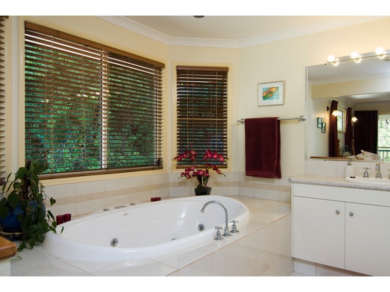 24 Ballinger Road, Buderim QLD 4556