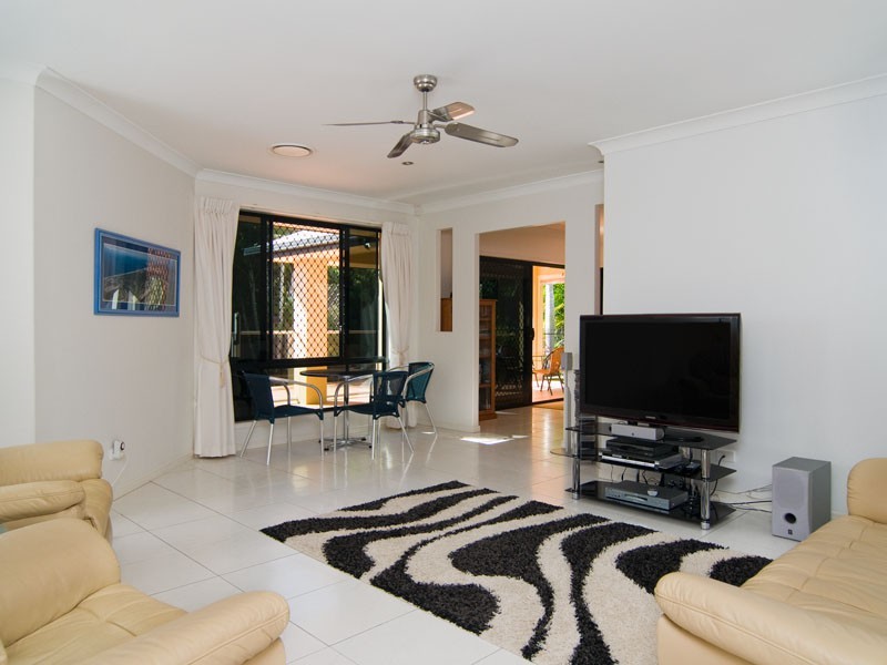 18 Pampling Place, Twin Waters QLD 4564