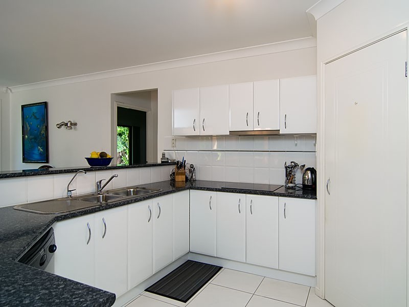 18 Pampling Place, Twin Waters QLD 4564