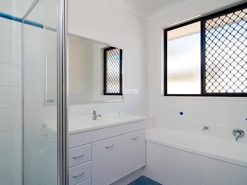 18 Pampling Place, Twin Waters QLD 4564