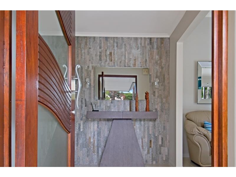 184 Oceanic Drive, Warana QLD 4575