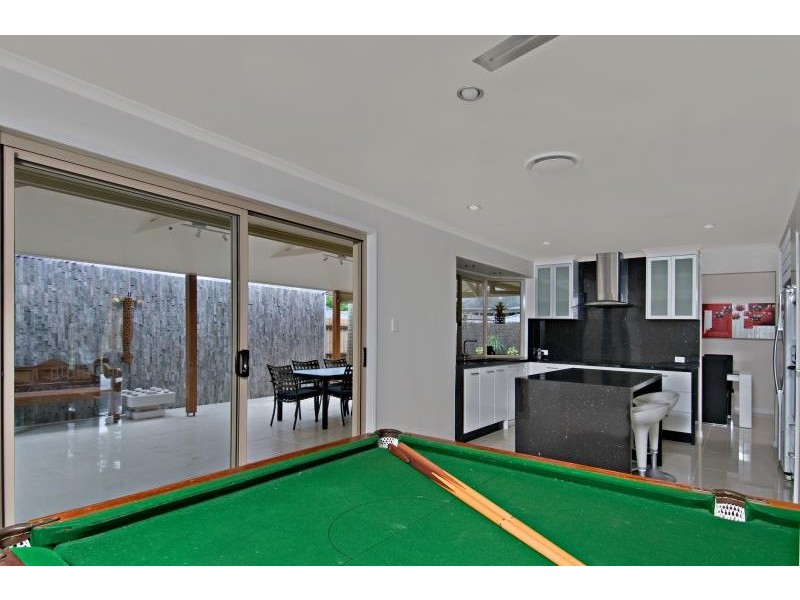 184 Oceanic Drive, Warana QLD 4575