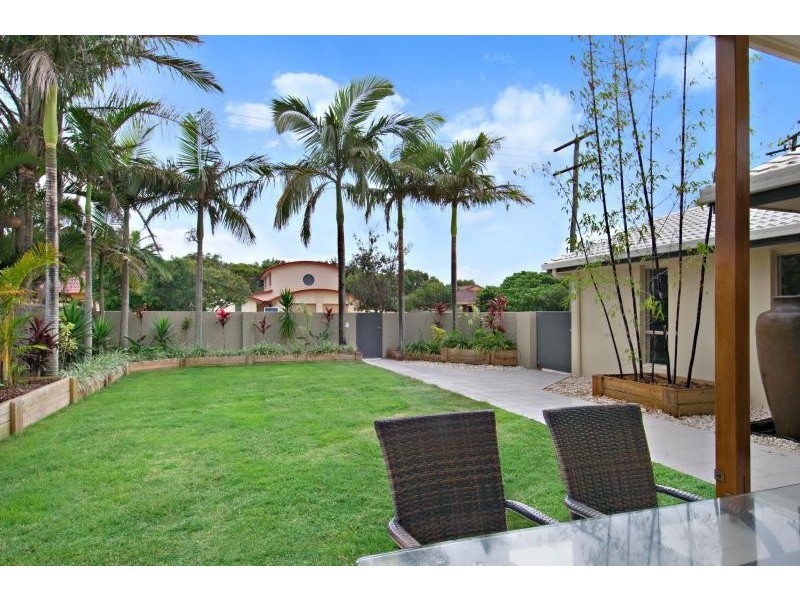 184 Oceanic Drive, Warana QLD 4575