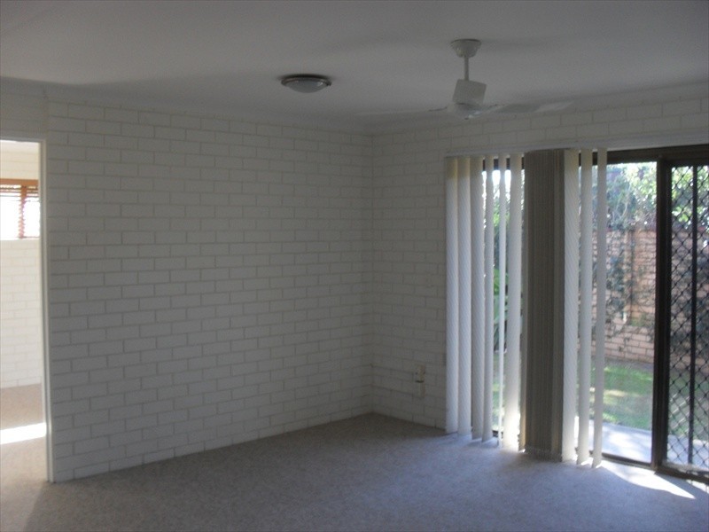 1/8 Goonawarra Drive, Mooloolaba QLD 4557