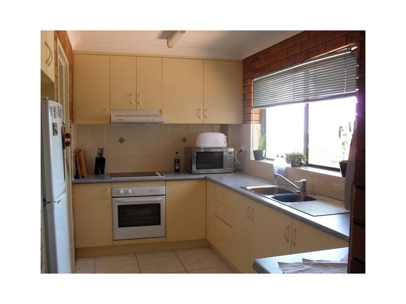 8/19 Carinya Street, Mooloolaba QLD 4557