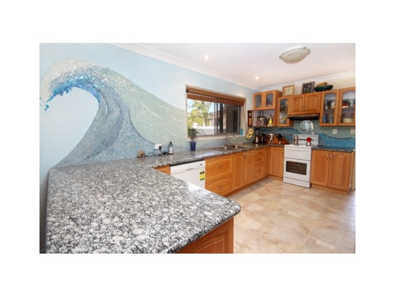 47 Yorlambu Parade, Maroochydore QLD 4558
